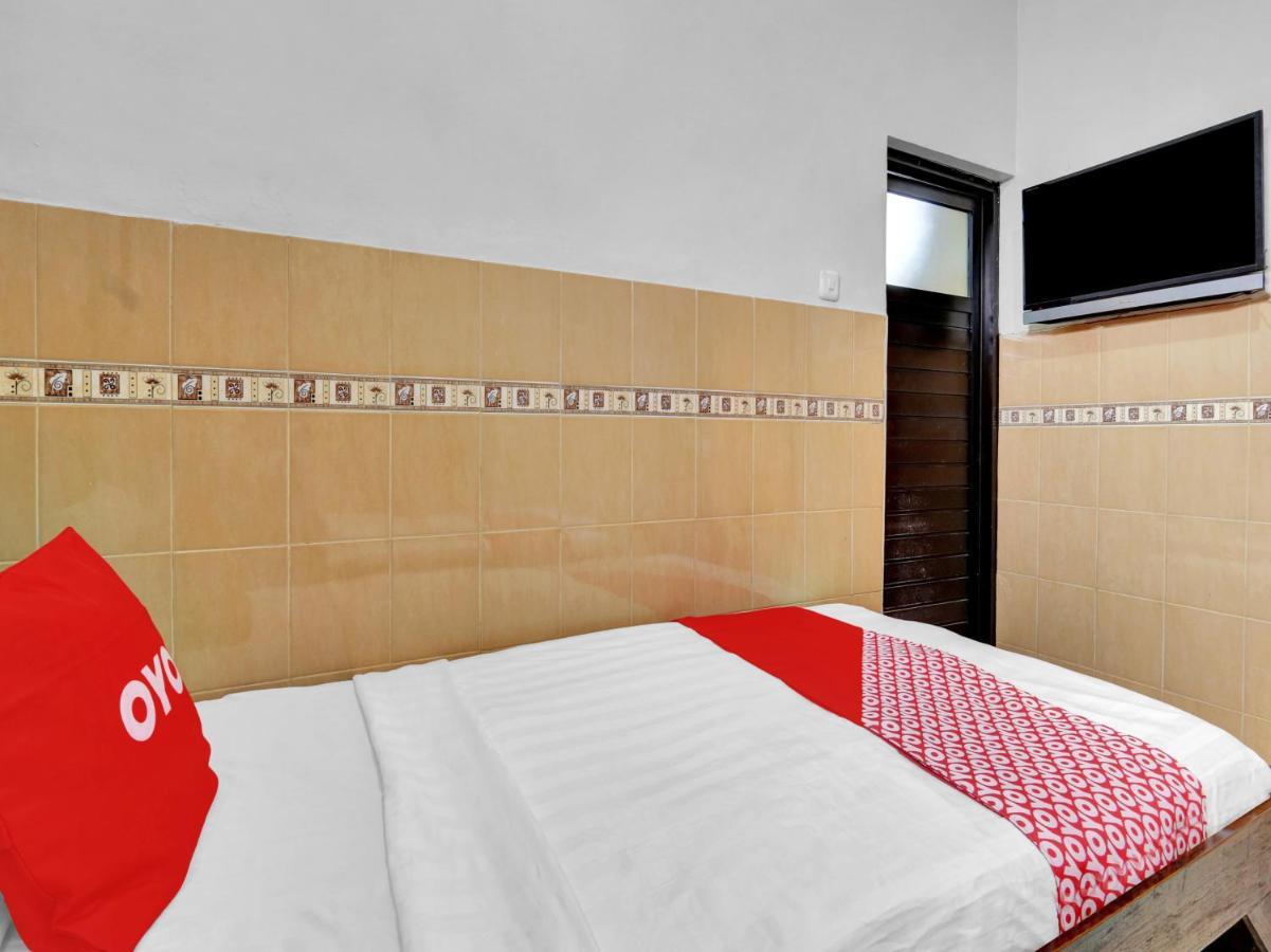 Oyo 90695 Srikandi Nologaten Hotel Yogyakarta Eksteriør billede